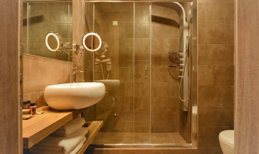 rubicon-grcka-glifada-congo-palace