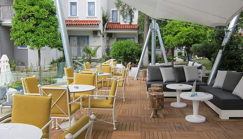 PALOMA MARINA SUITES