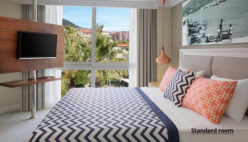 PALOMA MARINA SUITES